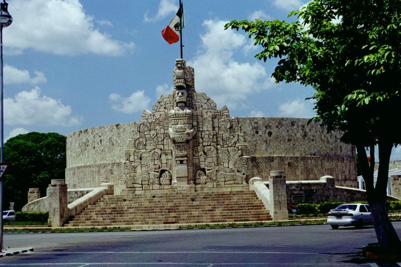 Pdm statue merida