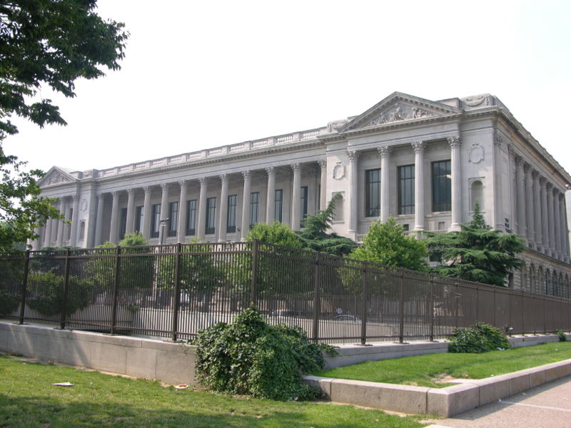 800px Free Library of Philadelphia Front 3008px