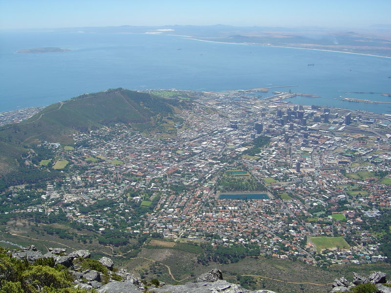 800px Cape Town and Robben Island seen from Table Mountain