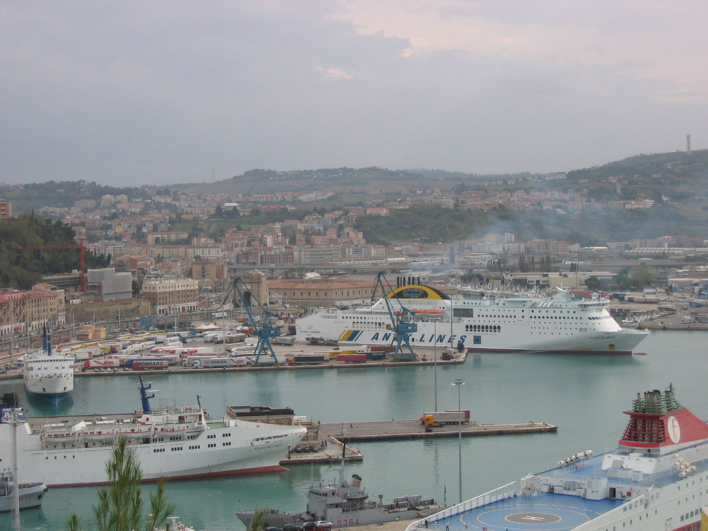 Ancona porto01
