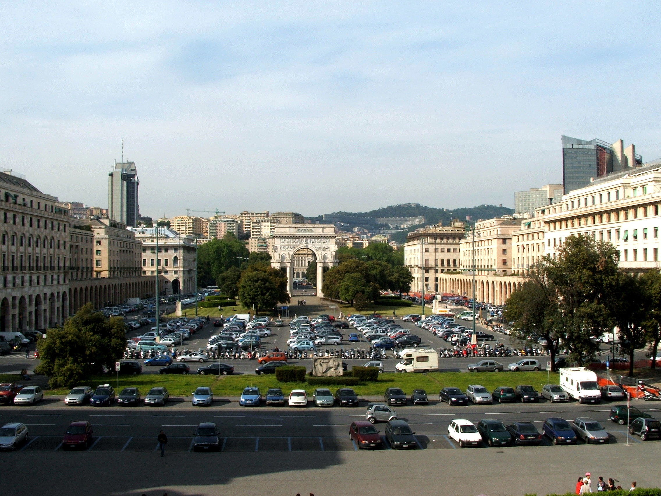 Genova Piazza della Vittoria DSCF7040