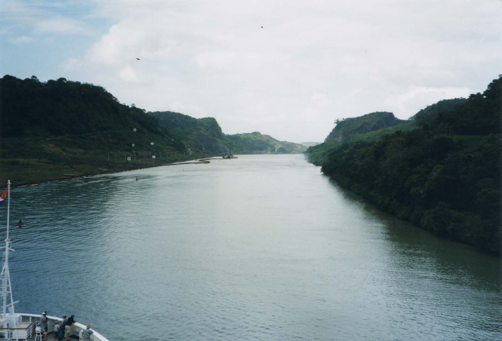 Panama Canal approaching Gaillard Cut